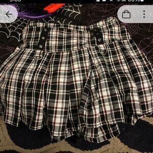 Hot topic mini skirt- Small- Nwot